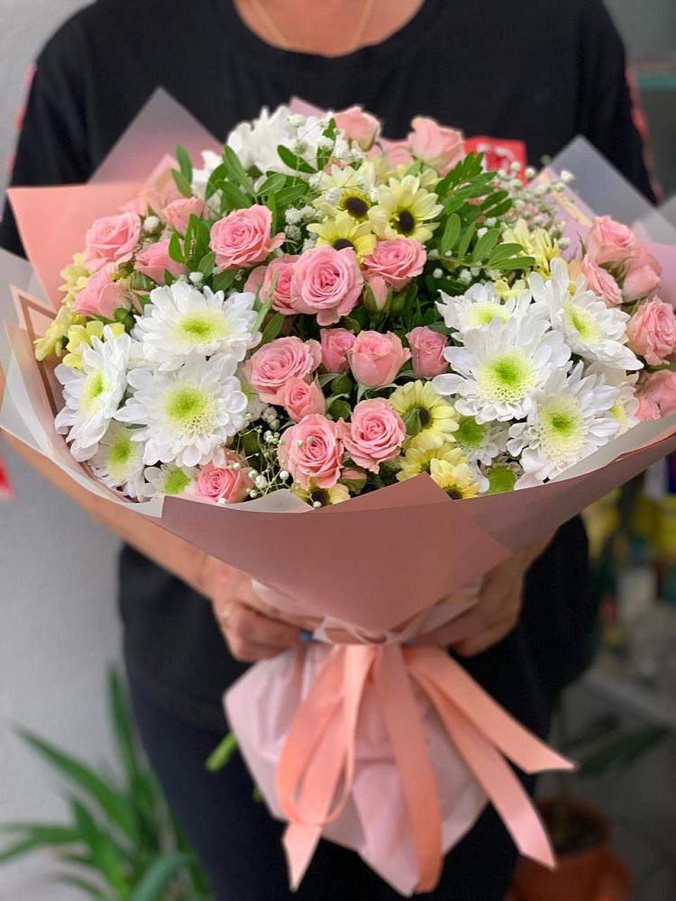 Букет цветов из: Розы и Хризантемы в Шарапово Чеховского района