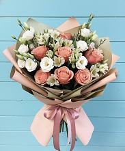 Букет цветов из:  Розы, Альстромерии и Лизиантусы #REPLACE_PRED# Шарапово Чеховского района