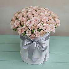 Цветочная композиция из Розы в шляпной коробке в Шарапово Чеховского района