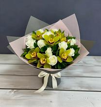 Букет цветов из:  Орхидеи и Розы в Шарапово Чеховского района