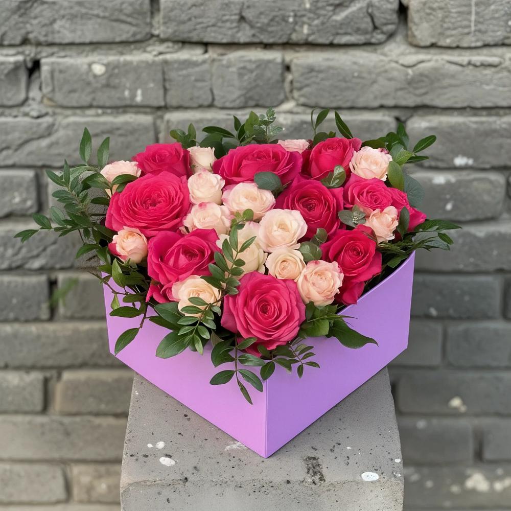 Цветочная композиция из Розы в коробке в Шарапово Чеховского района