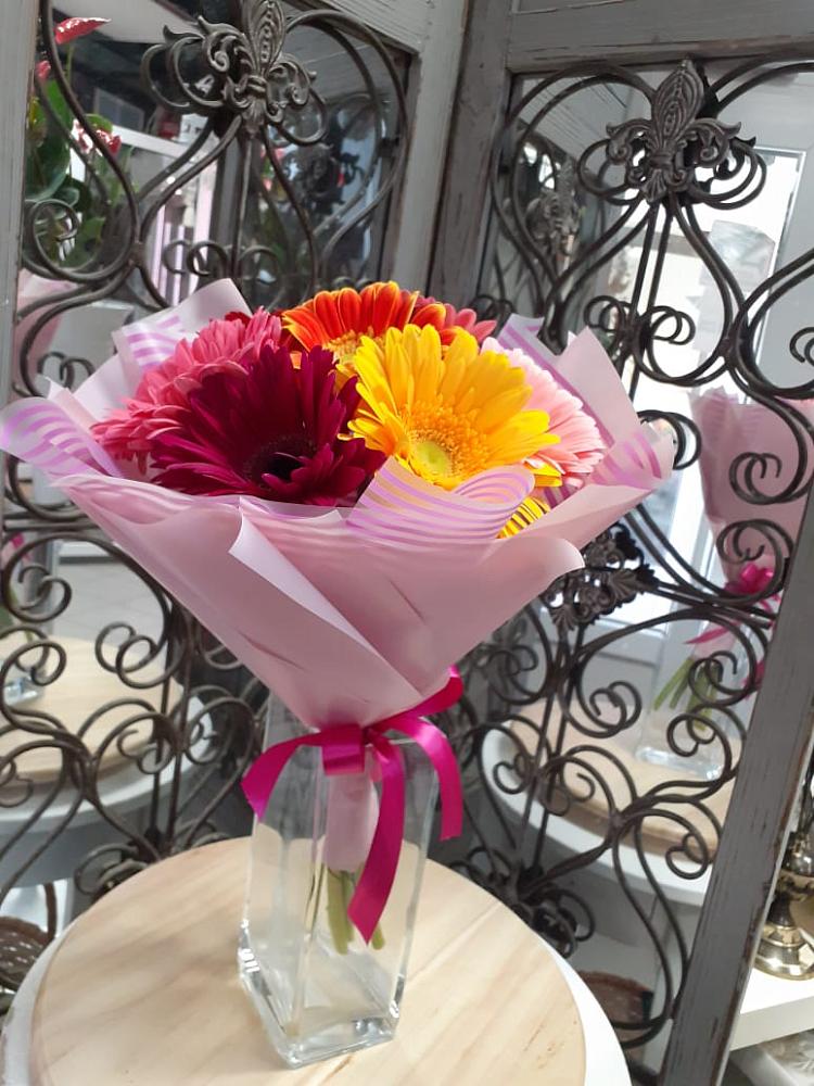 Букет цветов из: Герберы в Шарапово Чеховского района