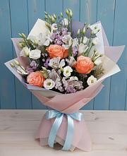 Букет цветов из:  Лизиантусы, Розы, Альстромерии и Гипсофила в Шарапово Чеховского района