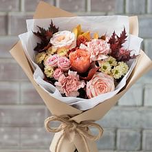 Букет цветов из:  Гвоздики, Хризантемы и Розы в Шарапово Чеховского района
