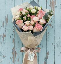 Букет цветов из:  Розы в Шарапово Чеховского района