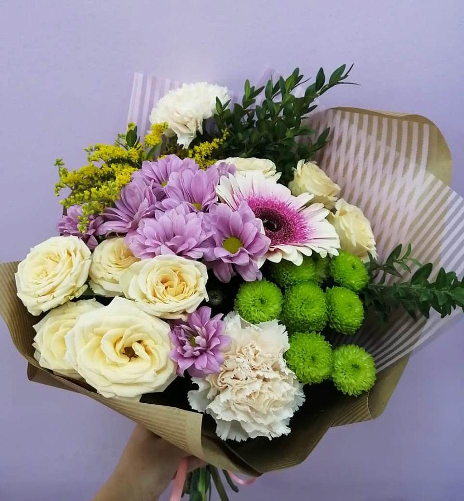 Букет цветов из: Хризантемы, Розы, Гвоздики и Герберы в Шарапово Чеховского района