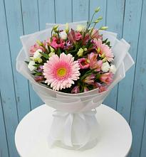 Букет цветов из:  Герберы, Альстромерии и Лизиантусы #REPLACE_PRED# Шарапово Чеховского района