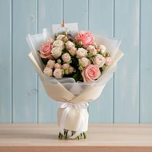 Букет цветов из:  Розы в Шарапово Чеховского района
