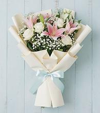 Букет цветов из:  Лилии в Шарапово Чеховского района