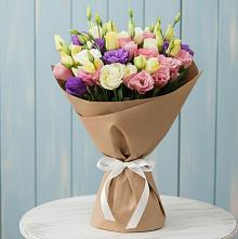 Букет цветов из:  Лизиантусы в Шарапово Чеховского района