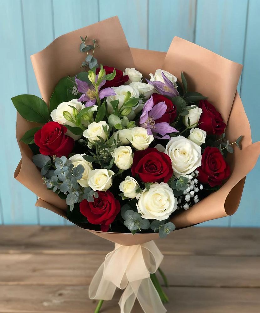 Букет цветов из: Розы и Альстромерии в Шарапово Чеховского района