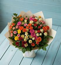 Букет Микс из разноцветных кустовых роз в Шарапово Чеховского района