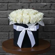 Цветочная композиция из Розы в шляпной коробке #REPLACE_PRED# Шарапово Чеховского района