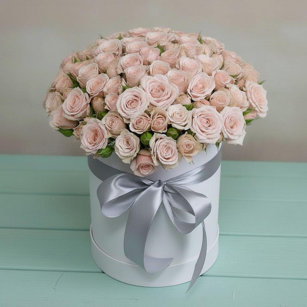 Цветочная композиция из Розы в шляпной коробке в Шарапово Чеховского района